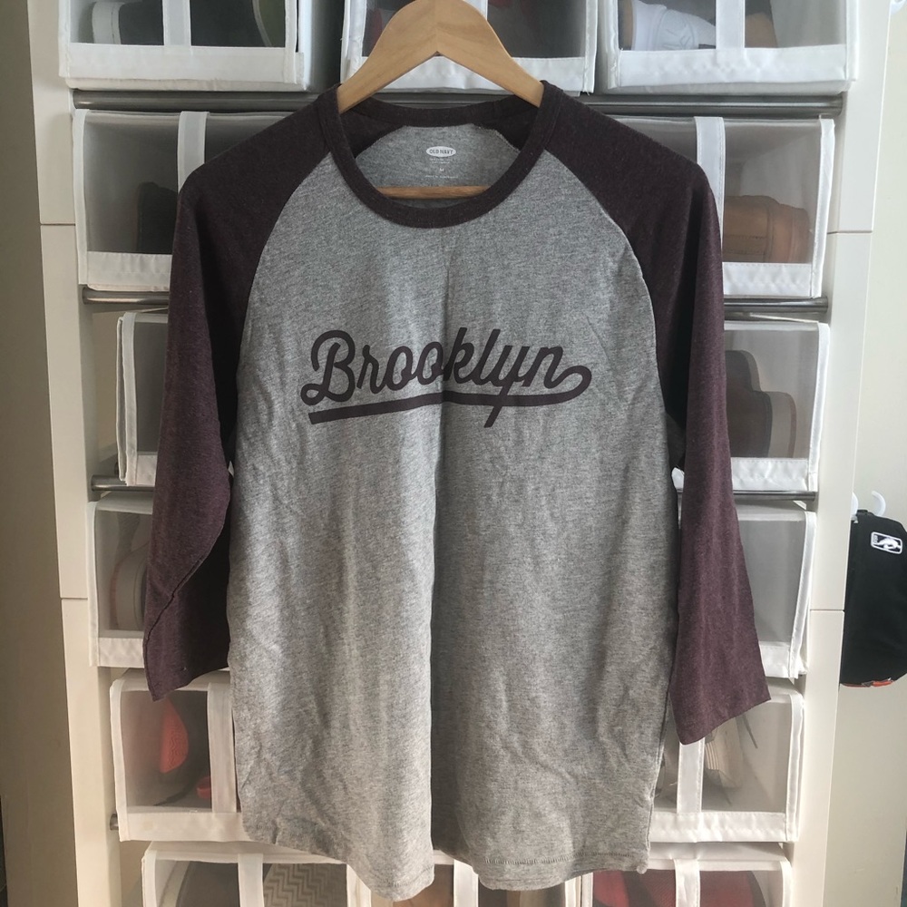 Old Navy Brooklyn 3/4 Sleeve Raglan Baseball Tee